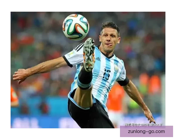 穆里奇关键时刻挺身而出成功拯救德米凯利斯全程回顾