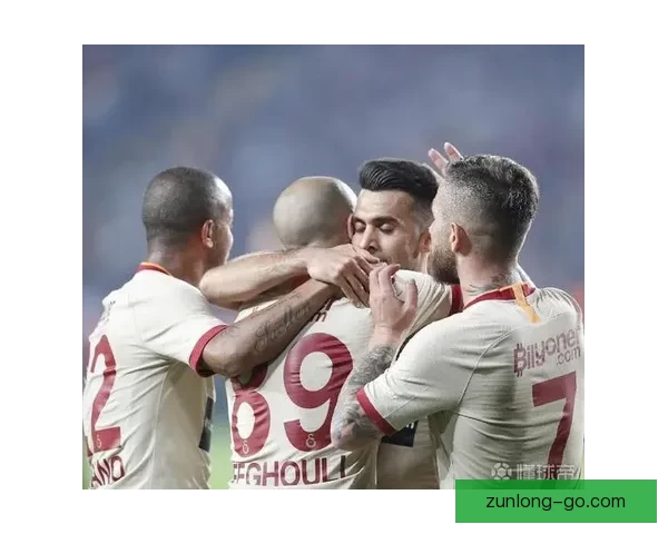 特拉布宗体育逆袭加拉塔萨雷 奇布科-恩瓦乌奥努阿楚建功取得胜利
